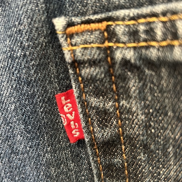 Levi's 559 Men's Relaxed Straight Jeans Size 38X34 Measure 32 Comfort Some Wear - Picture 6 of 13